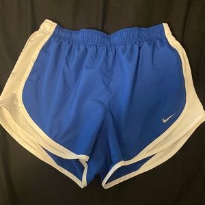 women’s nike shorts
